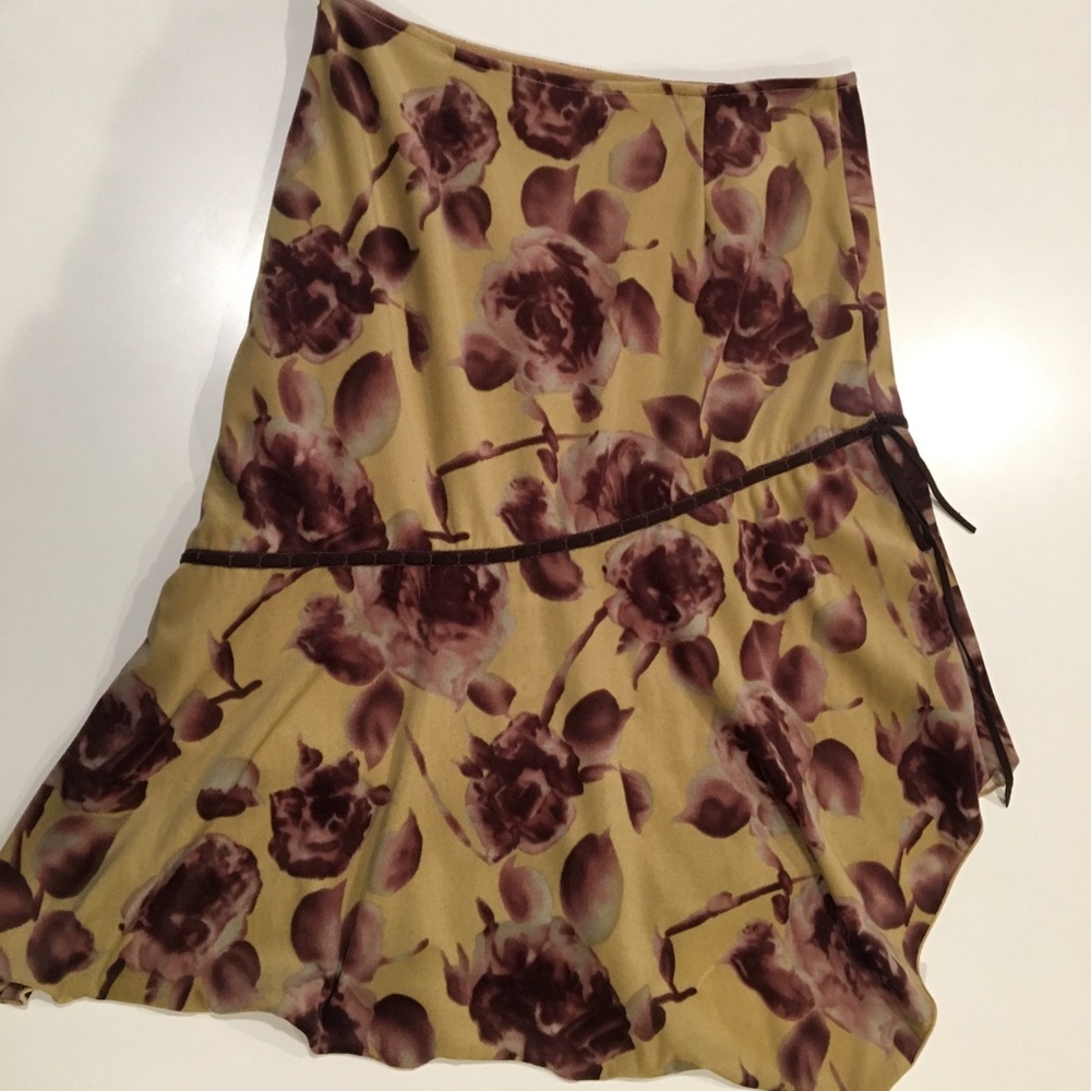 Floral skirt; 0918 brand. Made in Japan